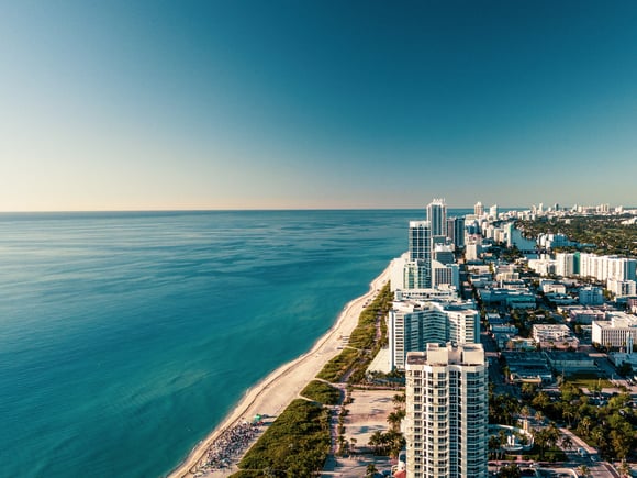 48 hours in a Miami DOOH bubble